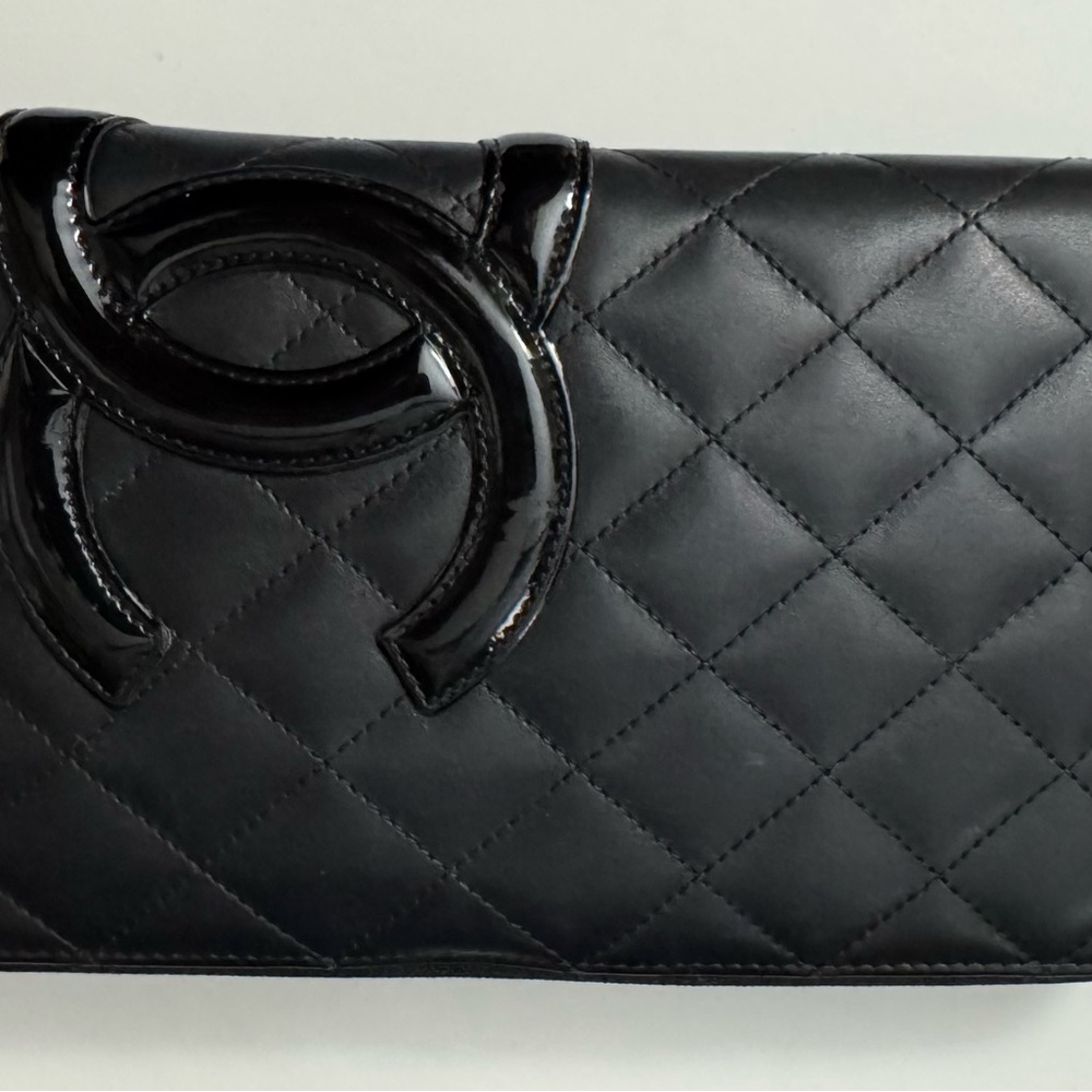 CHANEL Black Quilted Patent Leather Clutch